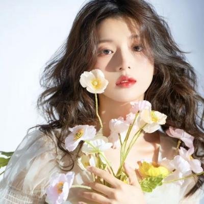 春日苦短少年恋爱吧。海报